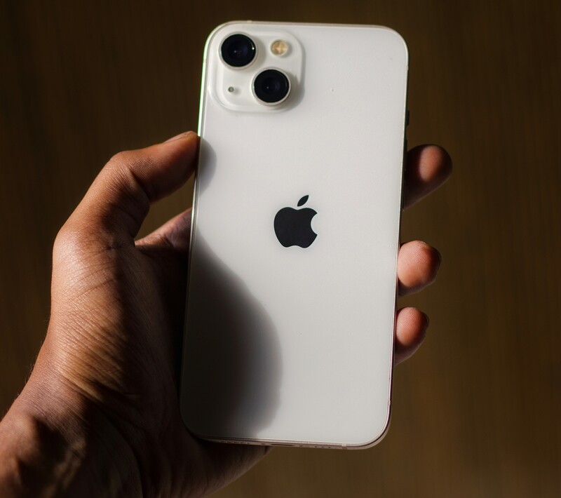 free-government-iphone-13