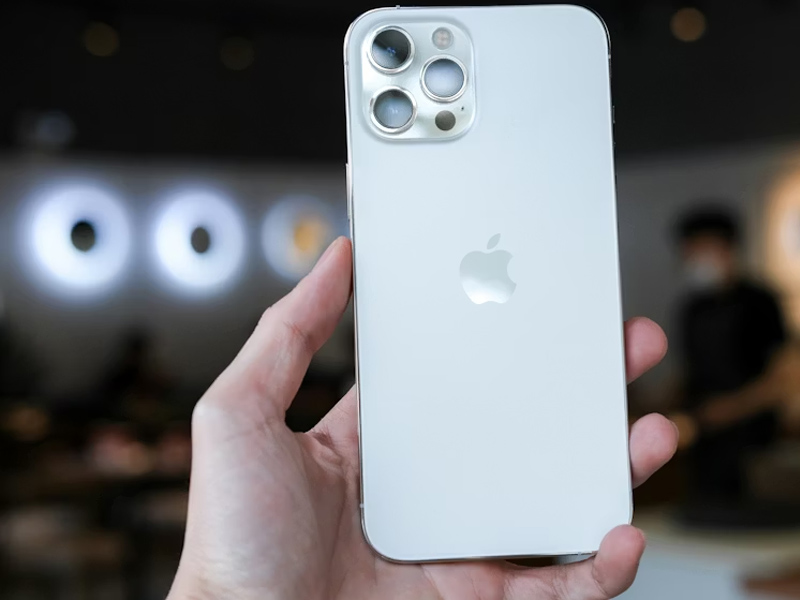 free-iphone-14-pro-max-government-phone