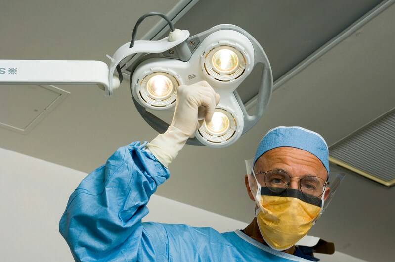 what-type-of-lens-does-medicare-cover-for-cataract-surgery