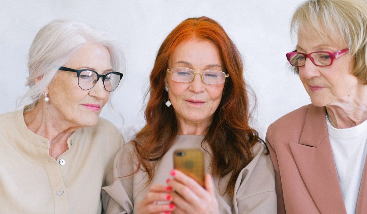 easiest cell phone for seniors