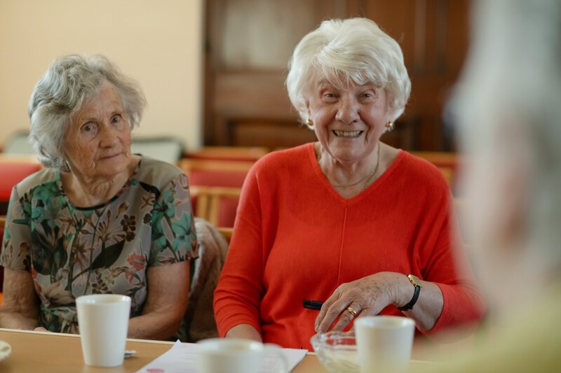 when-to-move-from-assisted-living-to-memory-care