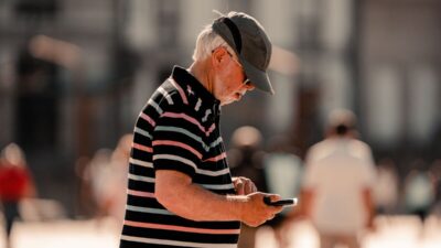 flip-phone-for-seniors