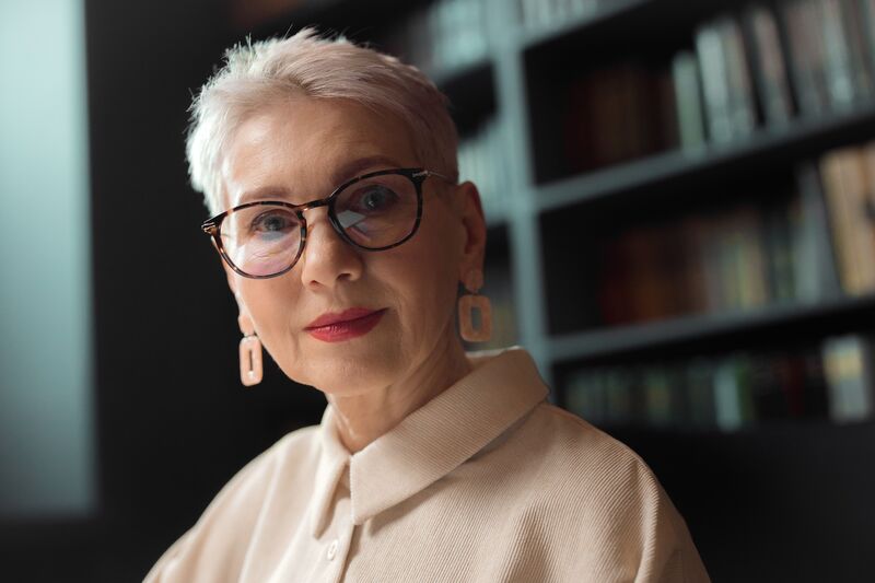 haircuts for senior women