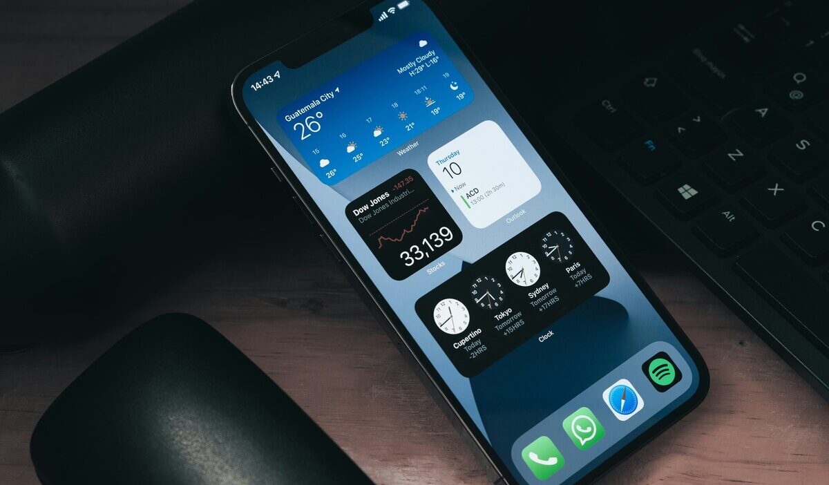how to change hotspot name on iphone