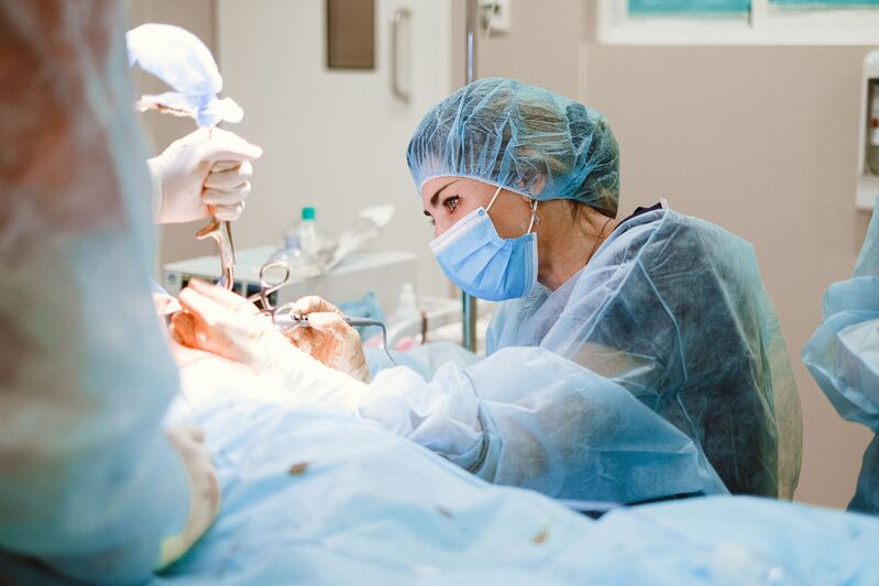 is-cataract-surgery-covered-by-medicare-advantage-plans